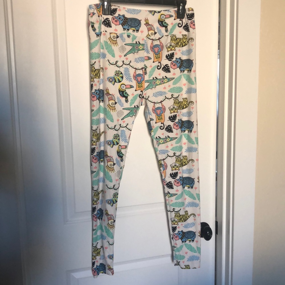 LuLaRoe jungle animal leggings. Tall/Curvy